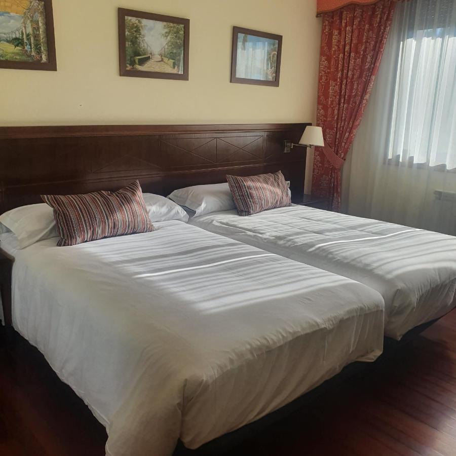 Pazo De Monterrei Hotel โอว์เรนเซ ภายนอก รูปภาพ