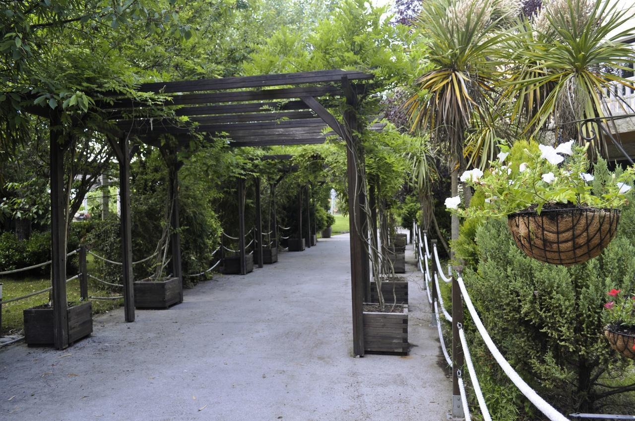 Pazo De Monterrei Hotel โอว์เรนเซ ภายนอก รูปภาพ