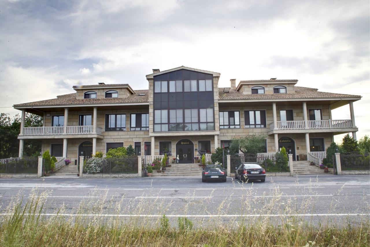Pazo De Monterrei Hotel โอว์เรนเซ ภายนอก รูปภาพ