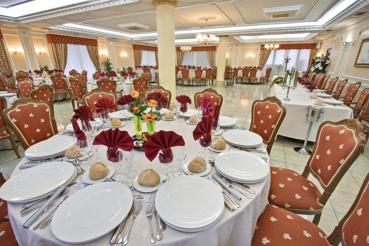 Pazo De Monterrei Hotel โอว์เรนเซ ภายนอก รูปภาพ