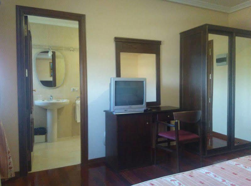 Pazo De Monterrei Hotel โอว์เรนเซ ภายนอก รูปภาพ