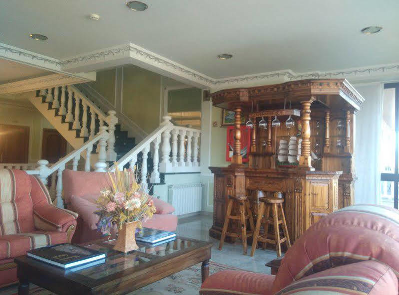 Pazo De Monterrei Hotel โอว์เรนเซ ภายนอก รูปภาพ